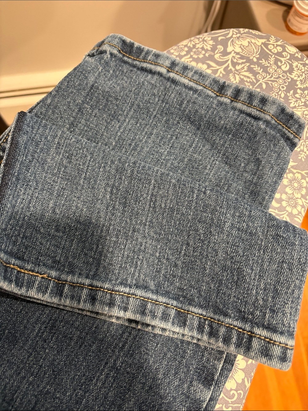 Lee Medium Wash Blue Denim Jeans 40x31 Regular Fit - Picture 3 of 3